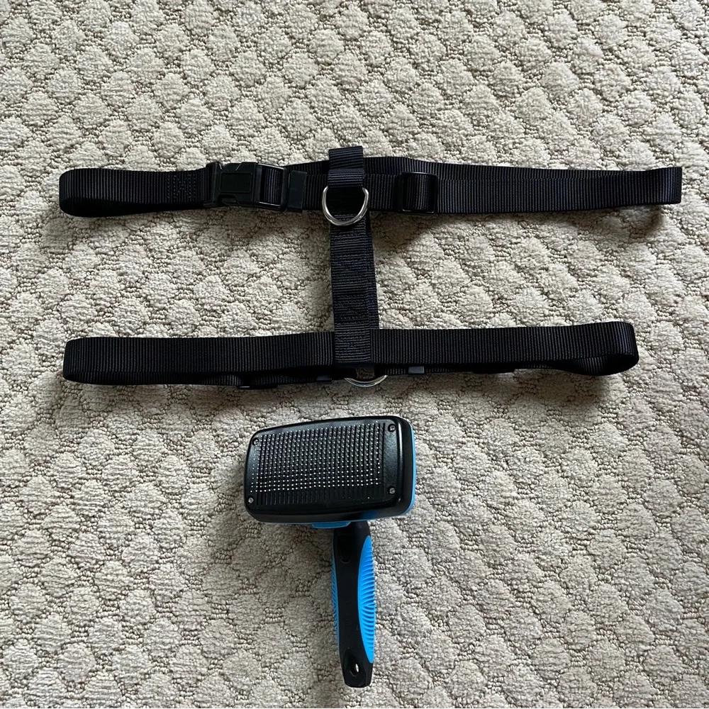 Dog Harness XL & Brush Bundle